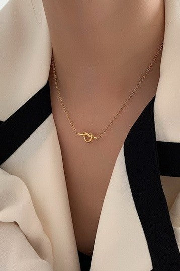 Gold Knotted Necklace