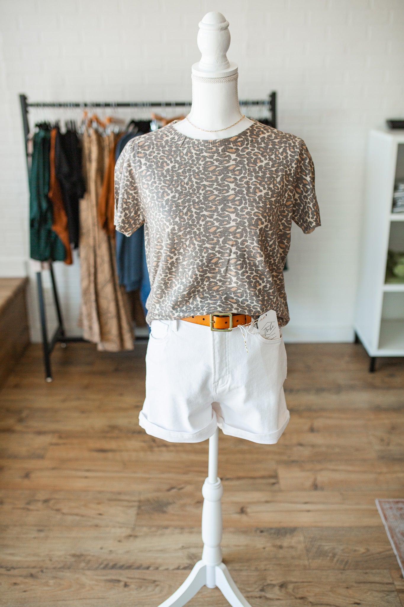Honey Leopard Short Sleeve Sweater
