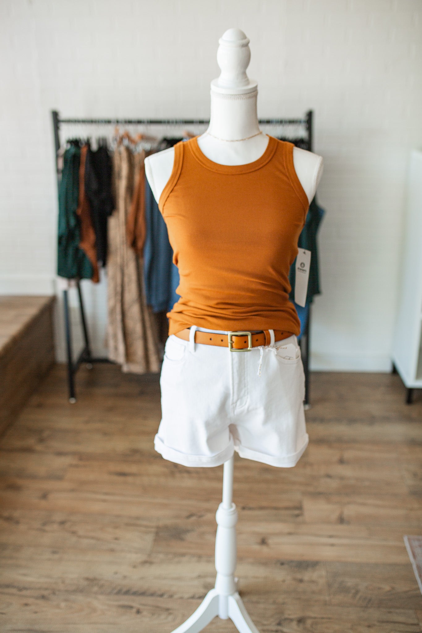 Mono B Essential Tank