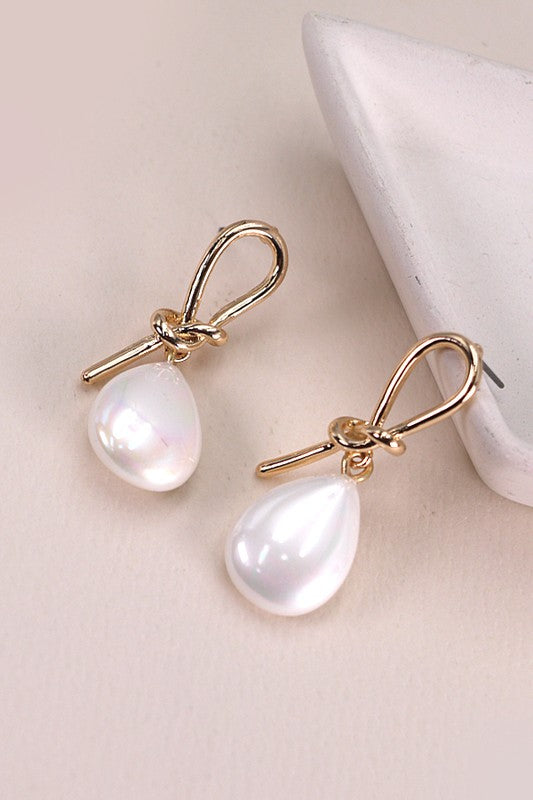 Wired Knot Pearl Earrings