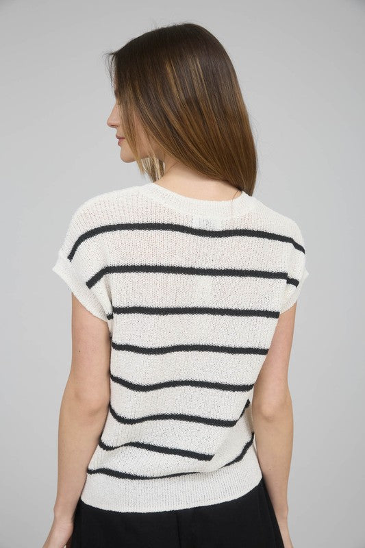 Ivory/Black Short Sleeve Sweater