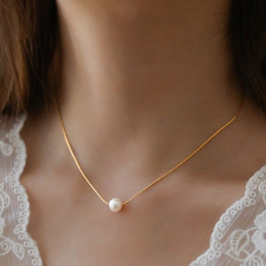 Large Pearl Solo Necklace