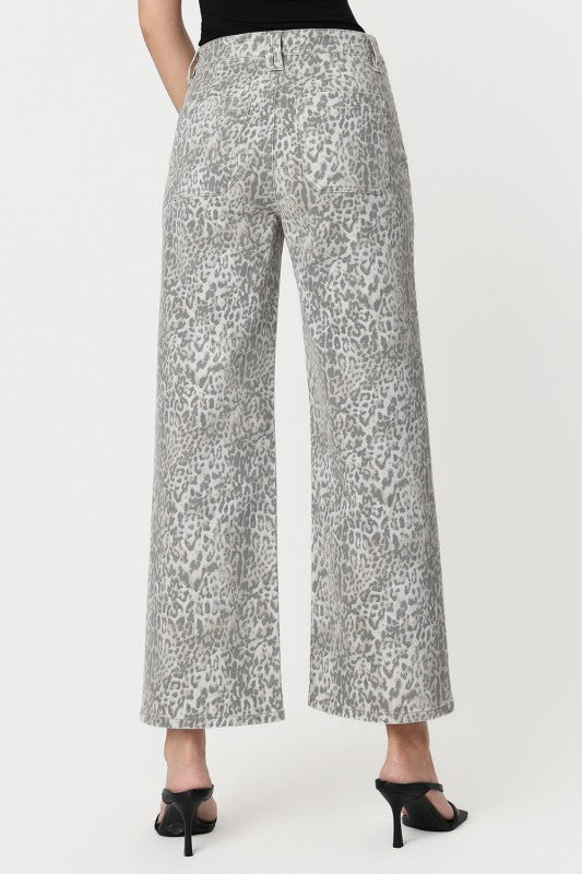 Soft Leopard Print Baggy Denim