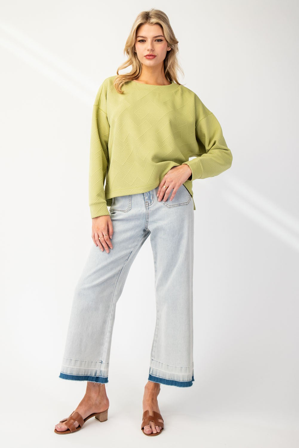 Black/Avocado Textured Pullover