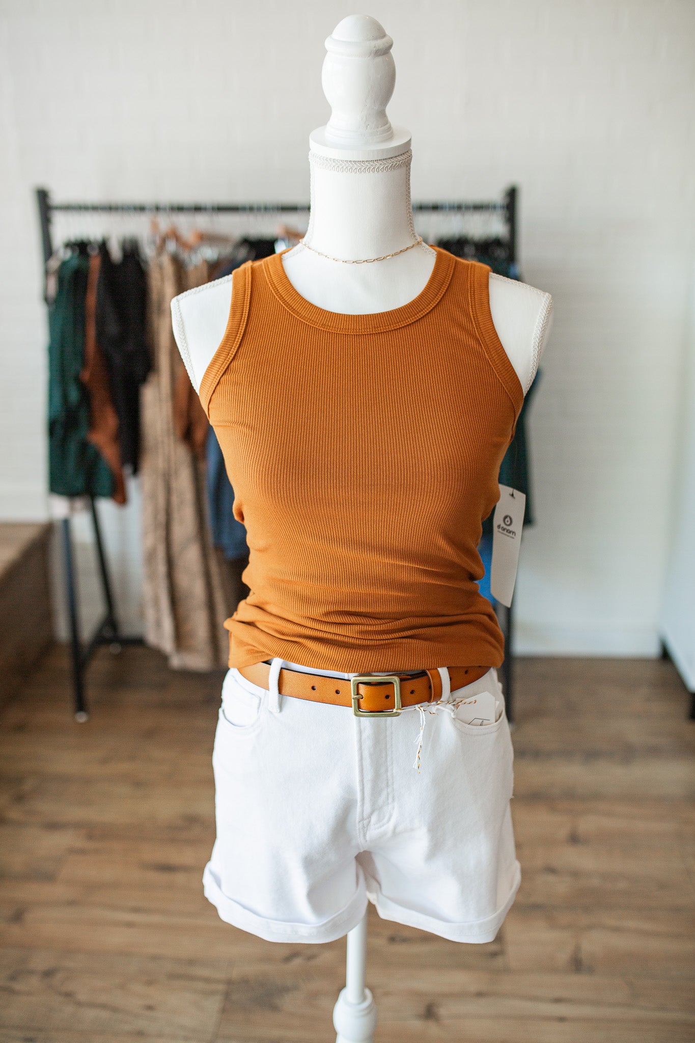 Mono B Essential Tank