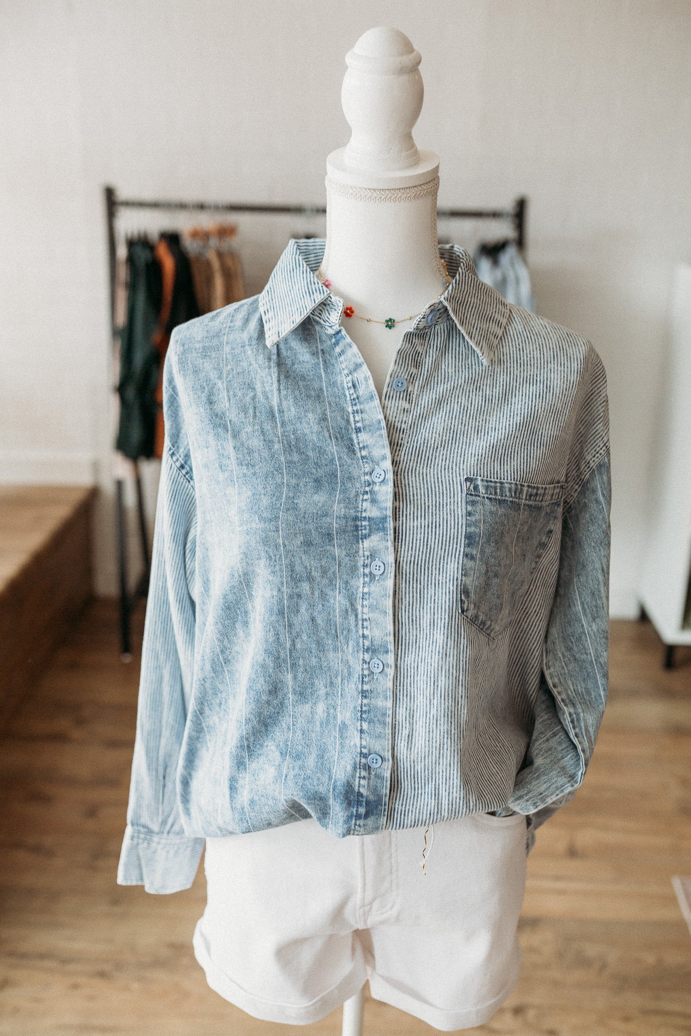 Lt/Dark Indigo Colorblock Chambray