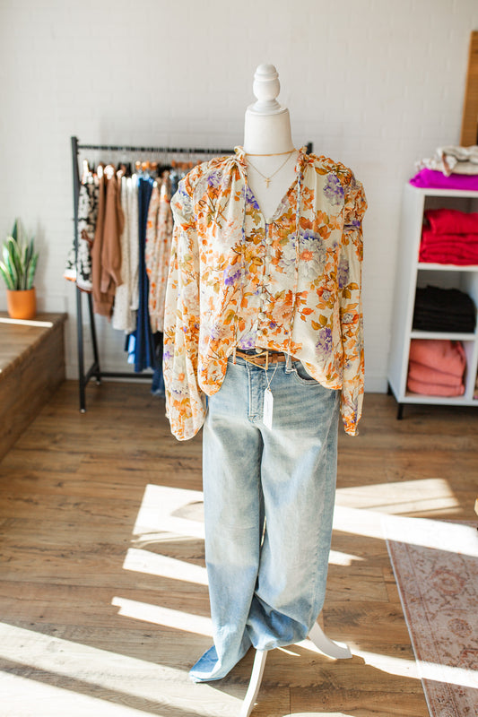 Cream Floral Ruched Top