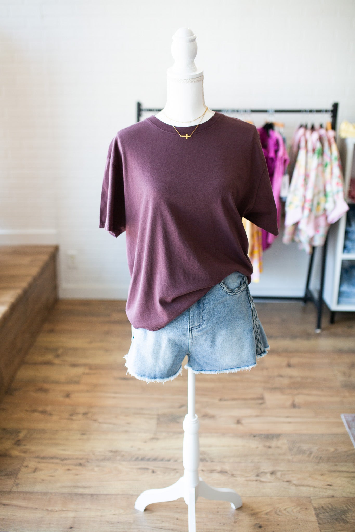 Pigment Tee Cocoa/Dk Gr/Red